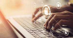 Hands_keyboard_security